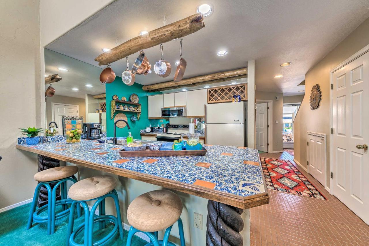 Eclectic Home With Deck 4 Miles To Ski Cloudcroft! Buitenkant foto